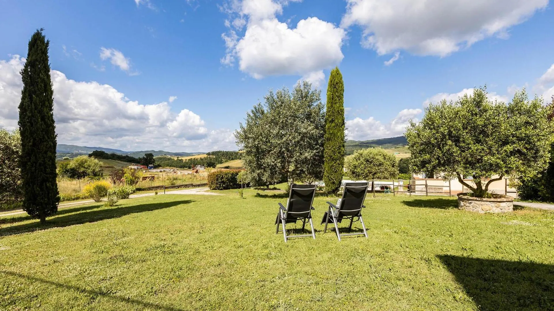 Sofia Villa Casole d'Elsa Italy