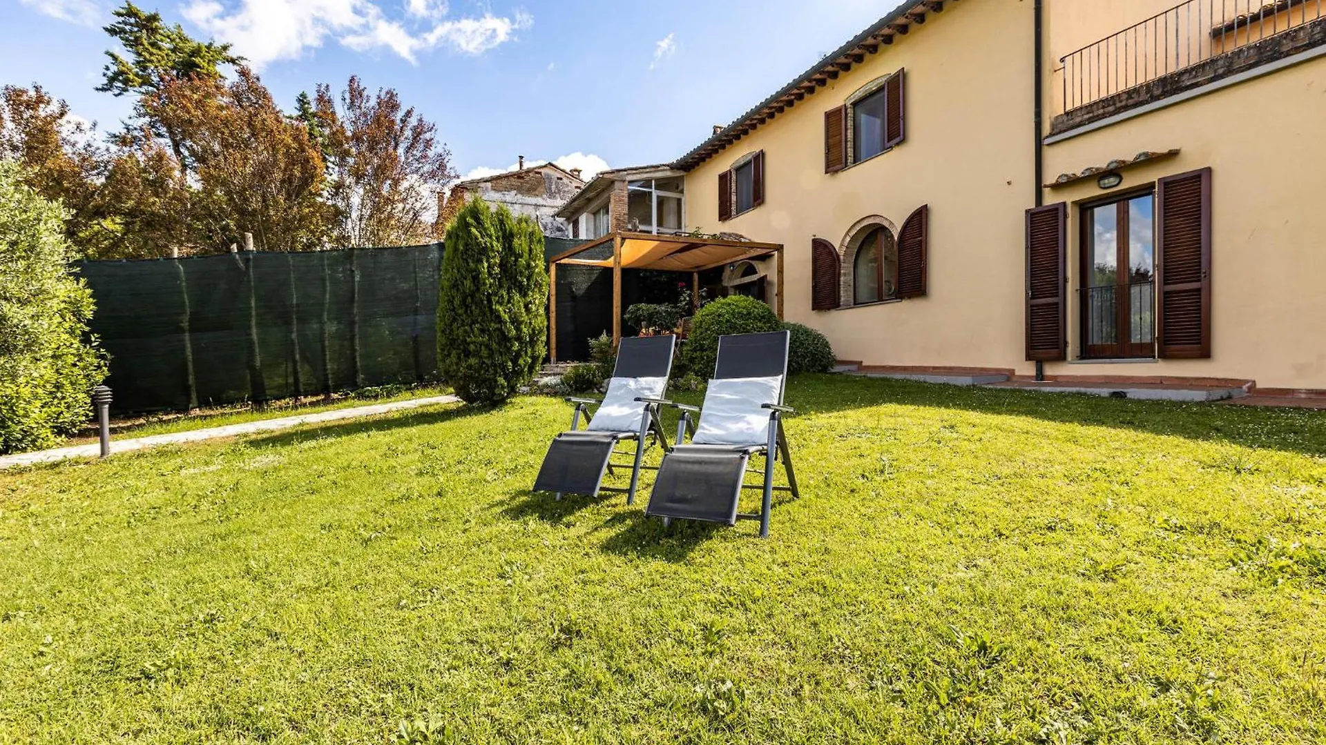 Sofia Villa Casole d'Elsa
