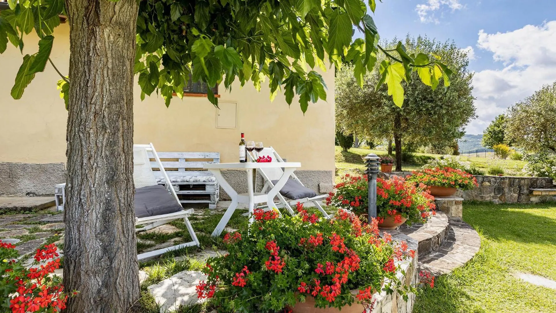 Sofia Villa Casole d'Elsa